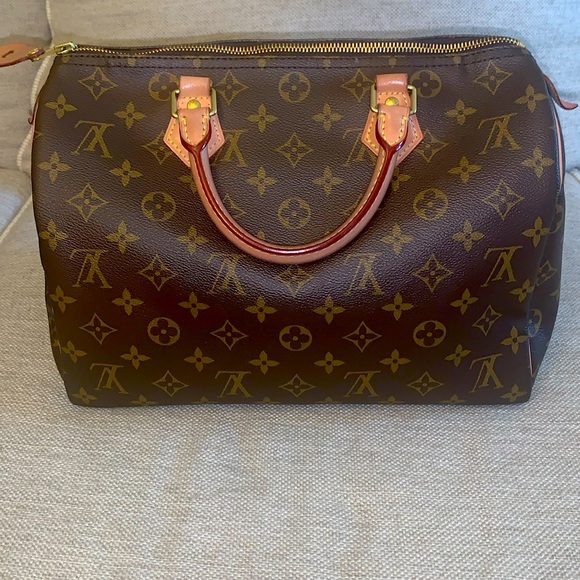 Louis Vuitton Handbags - Louis Vuitton speedy 30